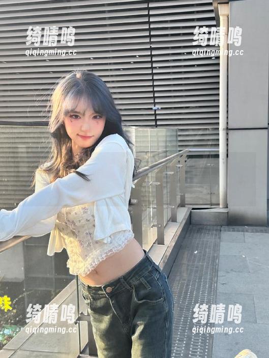 155.su 决定了!今天就要沉迷“155.sun”这款app,看我能吃到多少瓜!