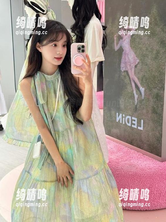 355.fun 江湖传闻355.fun的地址是某小巷深处,去的人都不想透露。