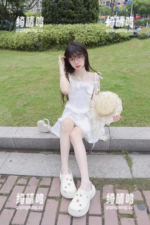 跳入51.com传送门，沉浸在无尽的吃瓜和槽点里！