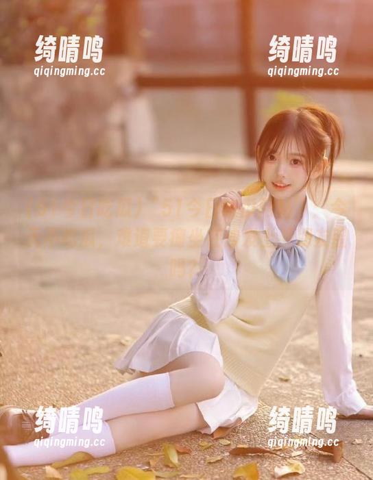 51今日吃瓜 “51今日吃瓜网站”:今天不吃瓜,难道要瘫坐在沙发上看朋友圈吗?