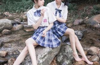 “51吃瓜”居然还有个中心，感觉像是抢购的优惠专区