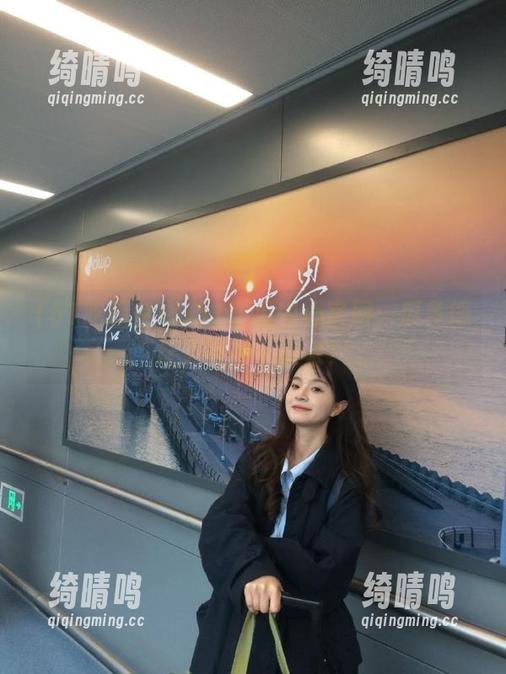 51吃瓜中心官网：瓜多得让人弯不下腰来！