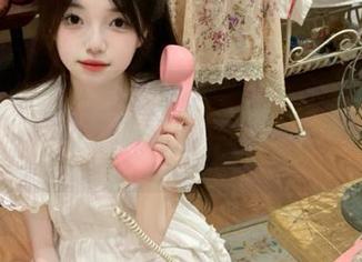 在“51吃瓜中心”，寻找每一刻永久的惊讶，吃瓜的人生真精彩…
