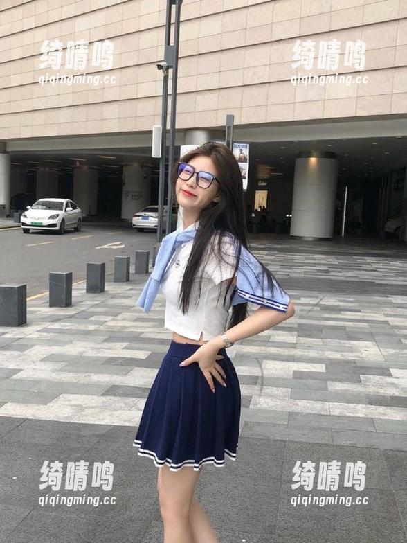 观看“51吃瓜网”，腐朽和韧性并存，连吃瓜都要搞免费，不错哦