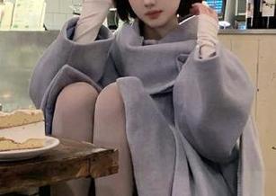 听闻52吃瓜网又更新了，心里一阵激动，好奇哪位“瓜主”又要火上浇油了？