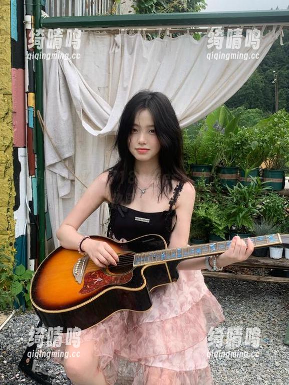 “718yulesx”的分享园地：有人看热闹，有人在拍马！