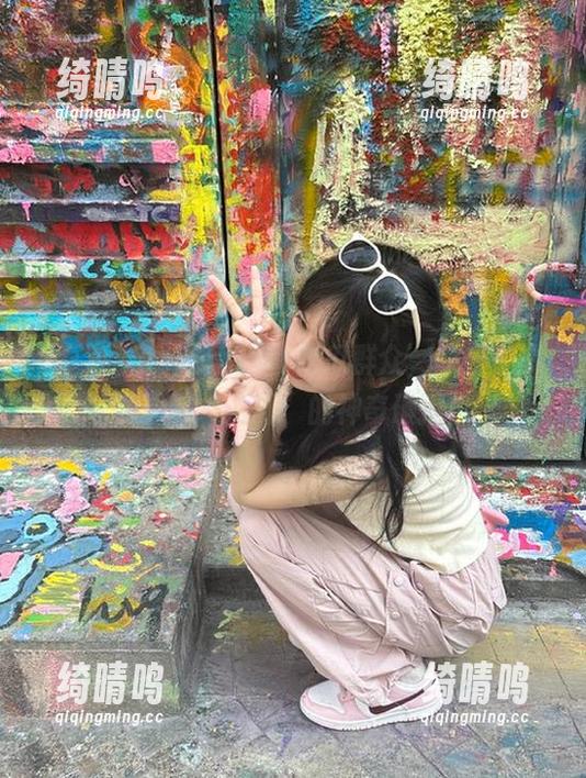 91吃瓜群众 上91吃瓜群众,感受“资源”与“八卦”的神奇碰撞!