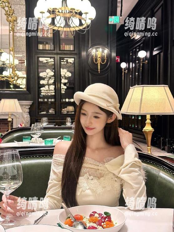 收藏了“cgw”的瓜，我这一辈子都不要买水果了，直接坐等剧情就行！