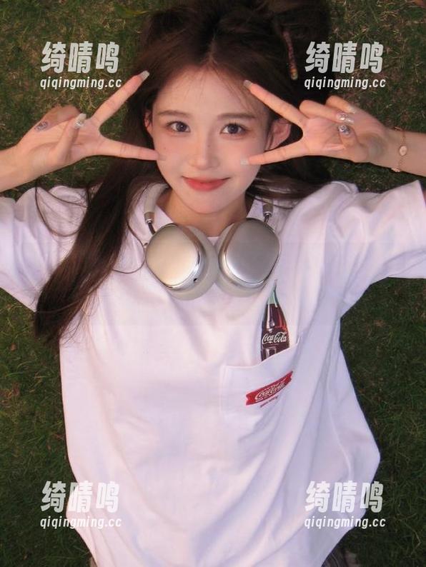 谁说链接只能通向真实？“heiliao.su”这次带你走歪门！