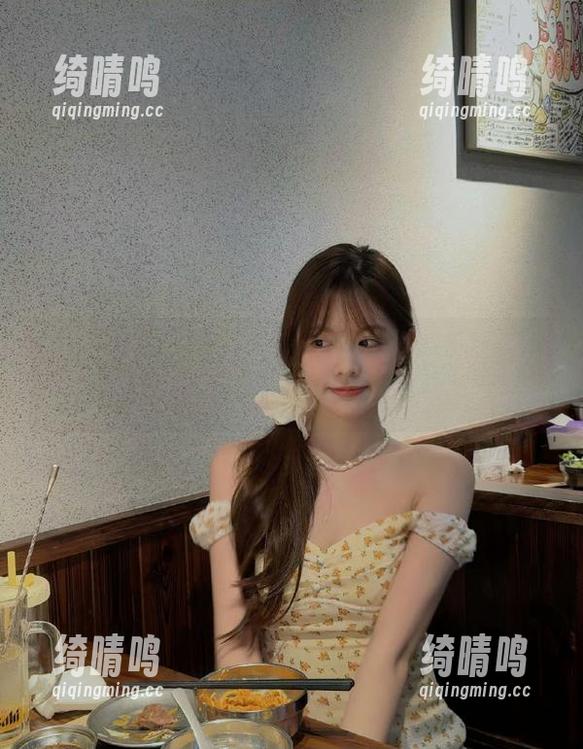 只需下载hlw，你也能在沙发上过上“吃瓜RichLife”！