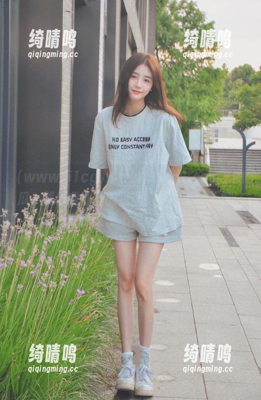 www.51cg1.com上的瓜，就像我冰箱的过期食品，明明不想，却又忍不住点开！