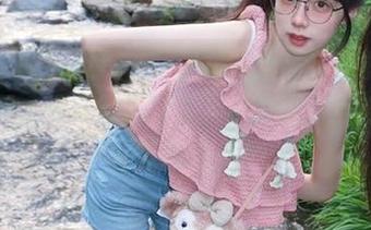 “zztt11”发布：当你认真学做菜，却只会做“隐形盲盒”，技能点全部浪费在了调皮上！