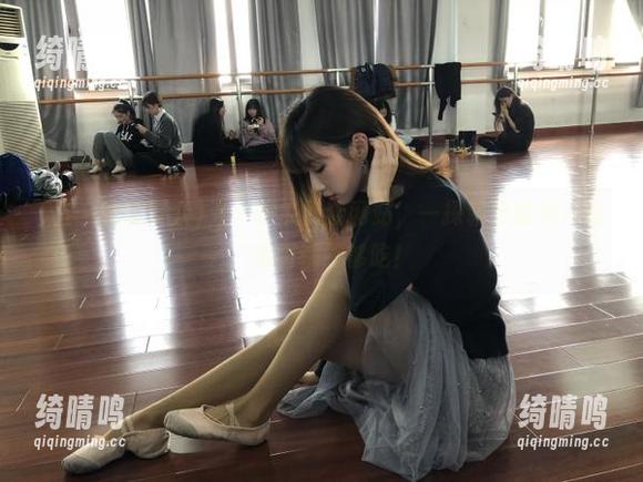 五一吃瓜群众网站，一探朝阳的另一面，泡面都不够吃！