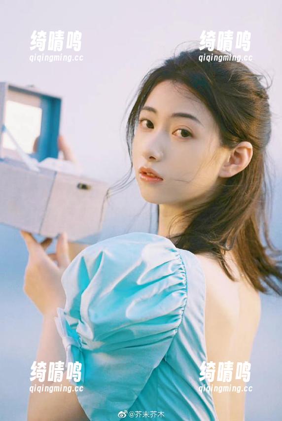 分享生活的无奈与欢乐，免费吃瓜简直成了我的小天地，让我不停回味。