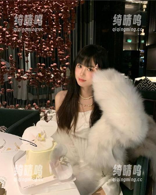冲哥精选网站，黑料合集让你欲罢不能，谁说不能过得刺激一些？