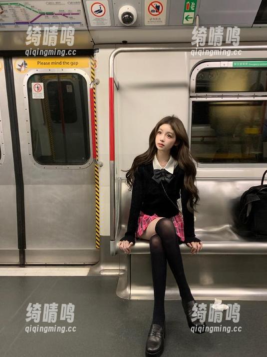 官网链接在那儿？吃瓜网的脑洞我已经不想追了！