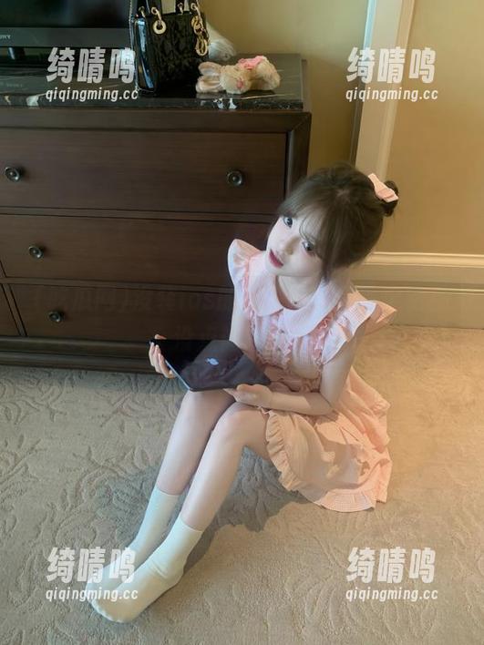 没装ios的吃瓜网网红，果然都没点修图技术