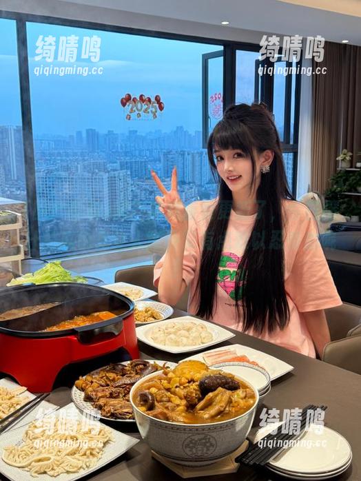 国产黑料 国产黑料首页更新了,今日橙汁的瓜也是让人意外又有点难以忍受的呢!