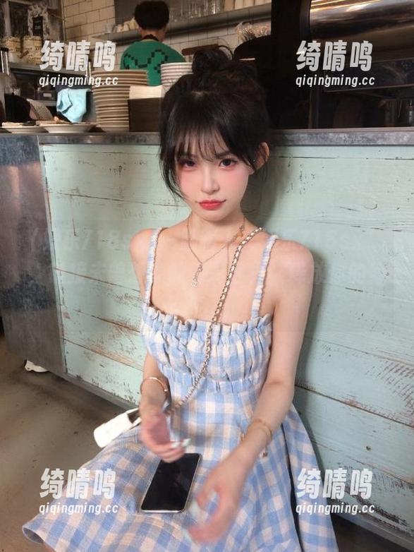 娱乐718sx 一脚踏入“娱乐718sx”,链接未曾想象的精彩世界,释放你的好奇。
