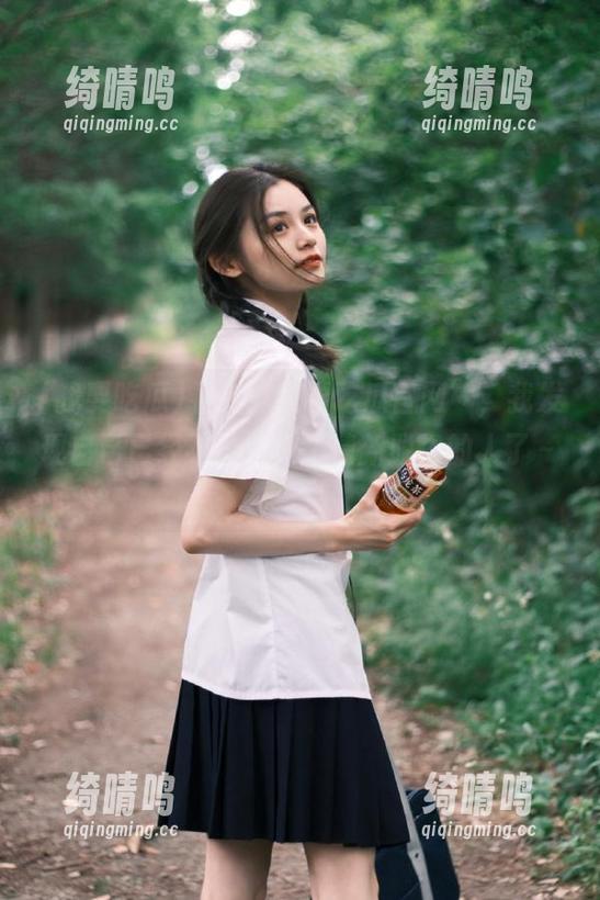 看完“我要吃瓜官网”，我发现自己已经不再想做个清新脱俗的人了～真香！