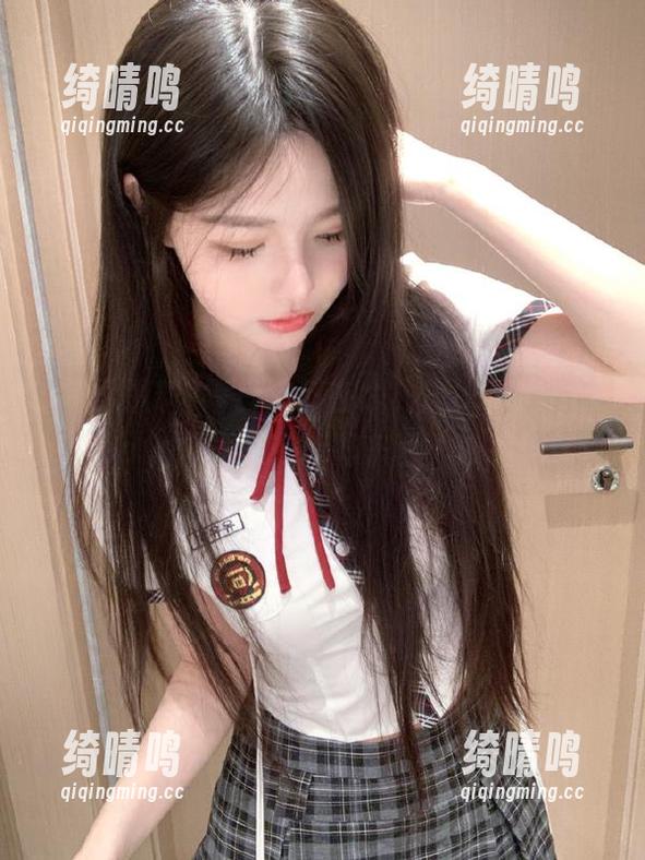 每日黑料在线，风blowingthisway,转角又有新鲜东西，心跳加速。