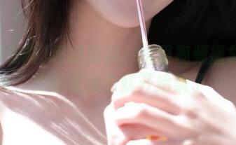 网爆黑料：结果视频播放到一半，我的注意力就开始飘了……