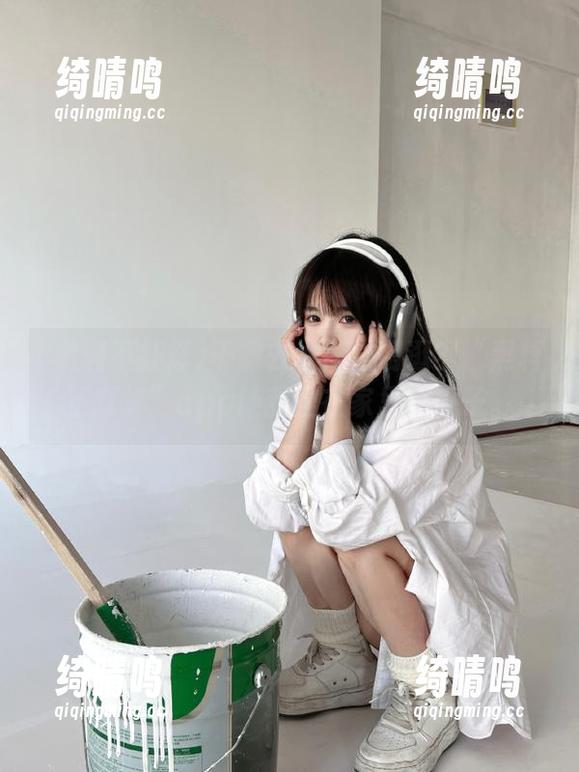 黑料不打烊 干嘛去大街上闲逛?“黑料不打烊”app让我坐在家里嗑瓜子。