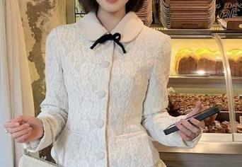 分享一些黑料不打烊的“正能量”，感觉就像喝了一碗鸡汤的混合味！