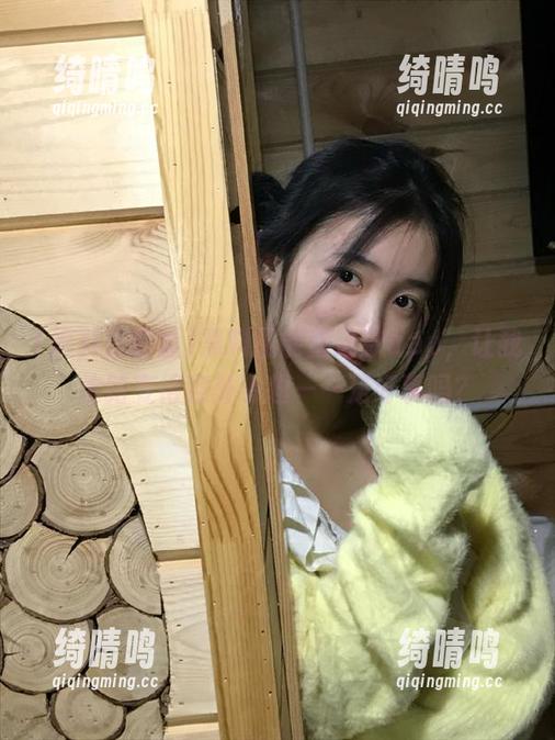 黑料正能量 黑料正能量这款app,让我迷路变得意外有趣——是好事吗?