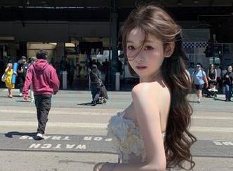153.sk黑料正能量app：传送门里竟有外星人打篮球的奇葩瞬间！