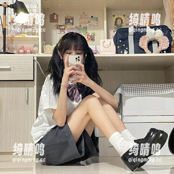 黑料爆料网 用黑料爆料网苹果版,仿佛进入了微妙的八卦宇宙,一不小心就陷进去!
