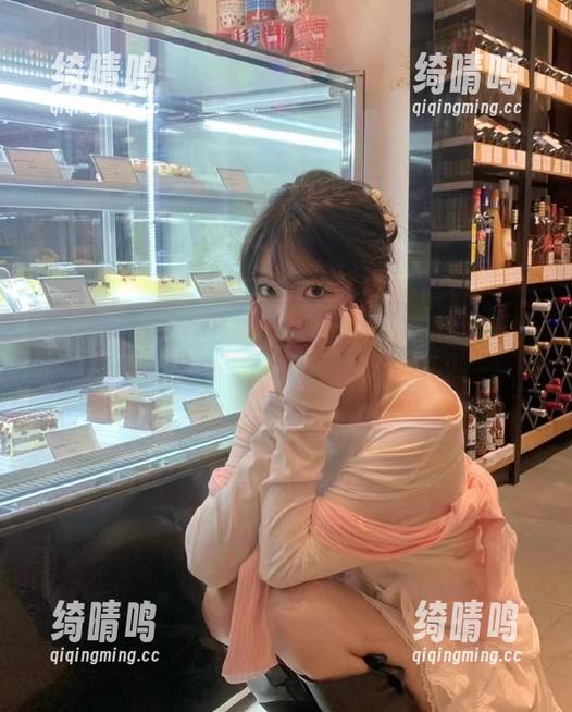 不打烊的黑料世界，快来黑料网享受免费干货！