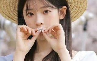 果然，黑料网站的小视频里，总有意想不到的瓜等着我来尝！