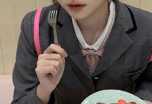 黑料老司机苹果版来了，老司机变成了派对上的DJ？